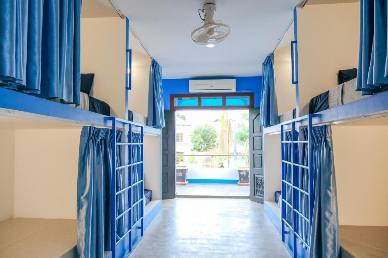 Queentown Hostel Siem Reap Exteriör bild